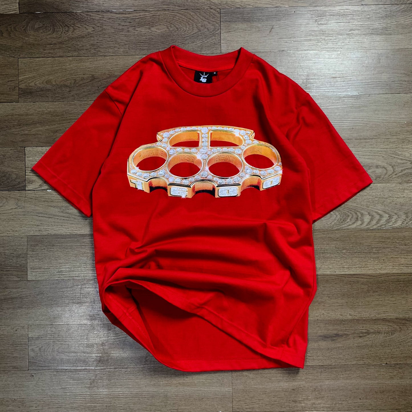 KNUCKLES Tee in Red