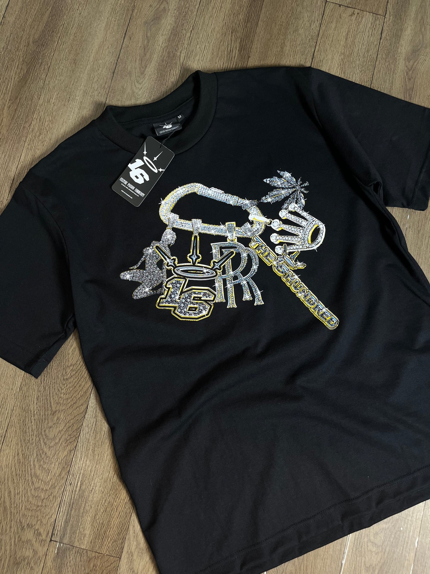 KEYCHAIN Tee in Black