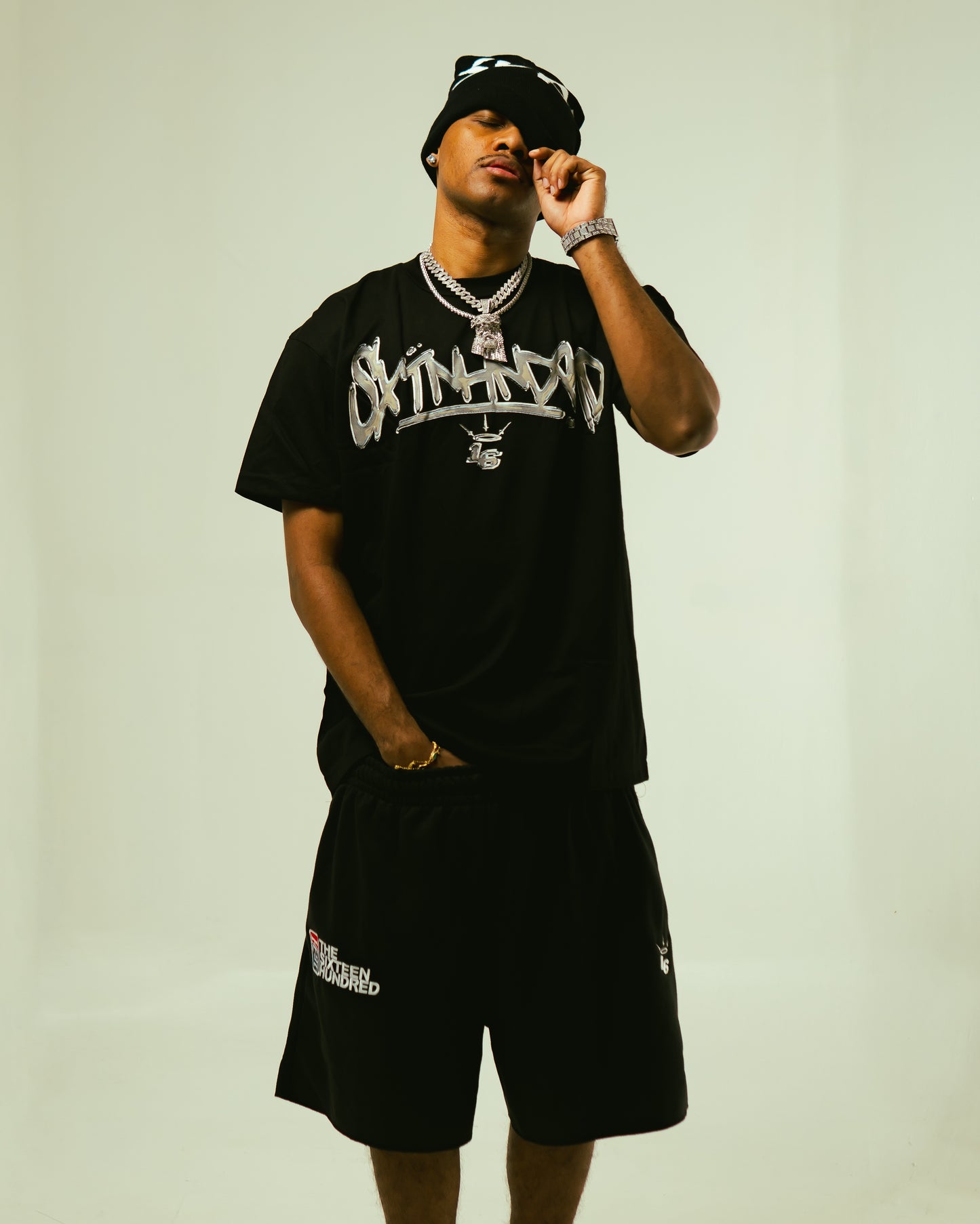 MERCURY Tee in Black