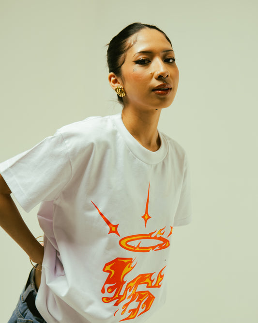 16 RED FLAME LOGO Tee in White