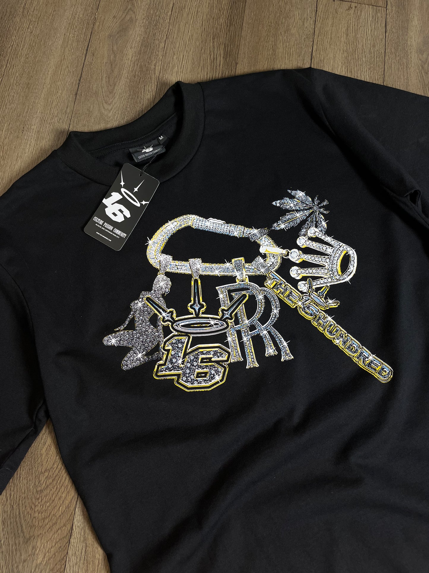 KEYCHAIN Tee in Black